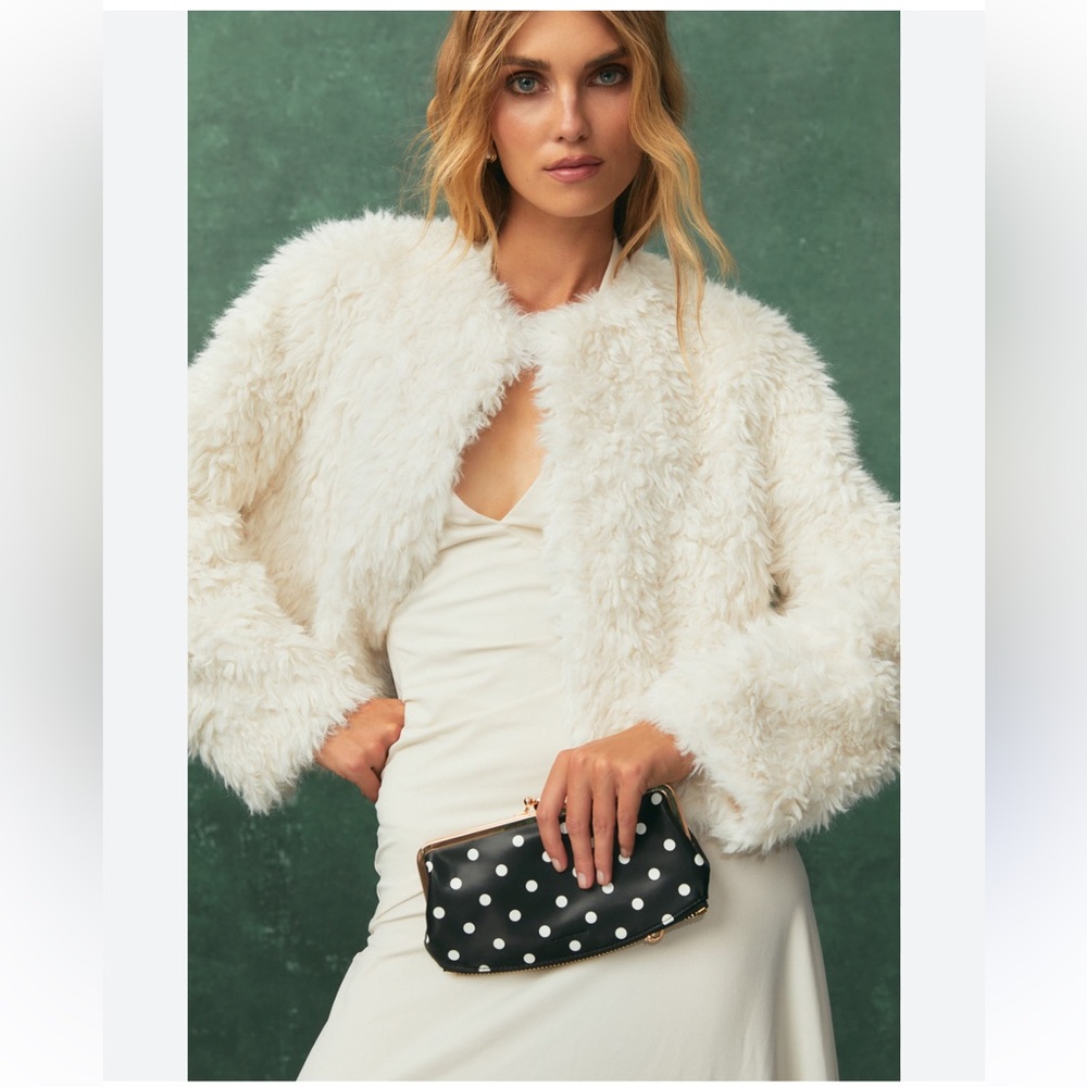ÊTRE AIMÉ
X UNREAL FUR SHAGGY COAT size xs